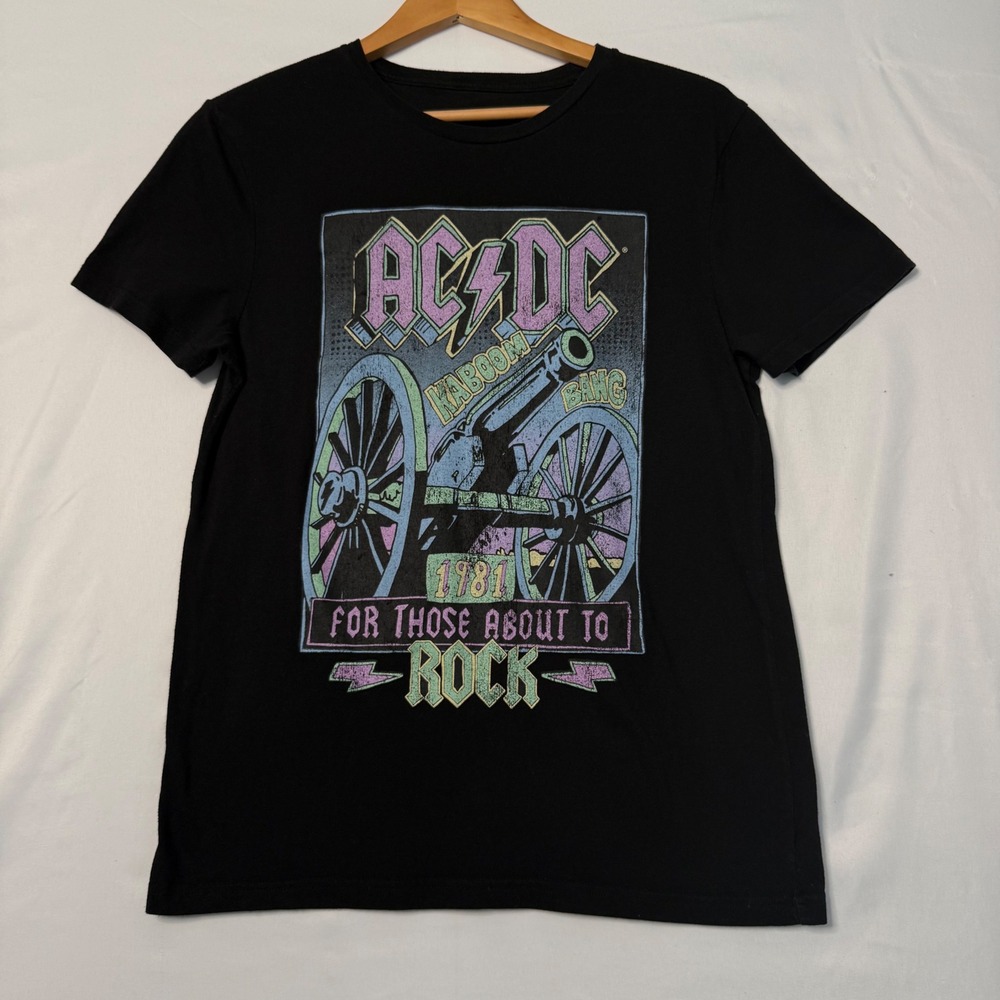 AC/DC Men's Medium Black Graphic T Shirt For Those About to Rock Cannon Band Tee